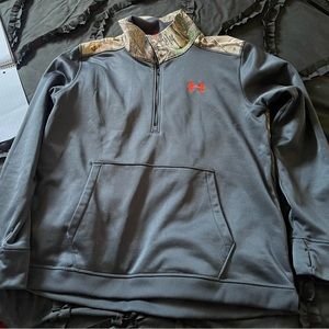 Under Armour 1/4 zip pullover